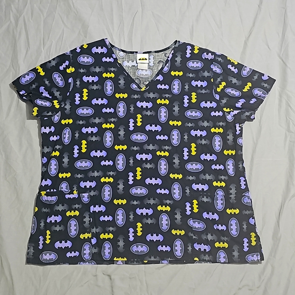 2X Batman Plus Size Scrub Top EUC